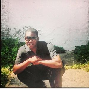 Meet your Posher, Dominic